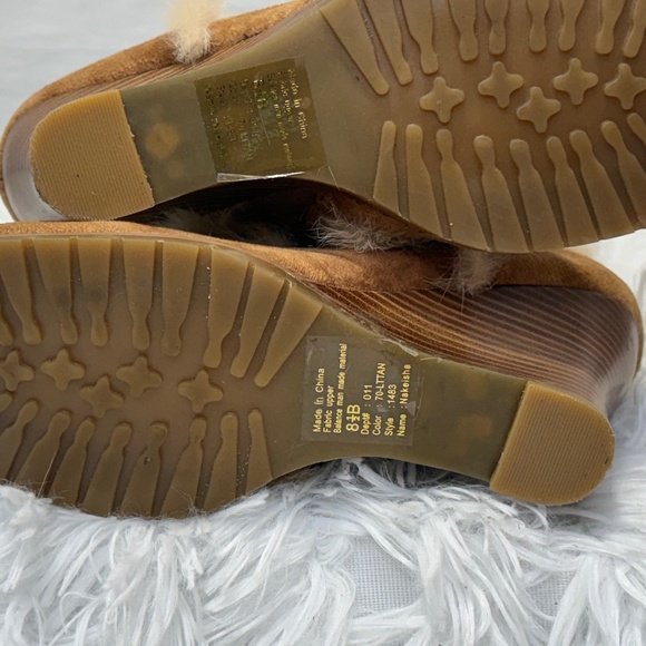 Bakers Heeled Boots - Picture 10 of 10